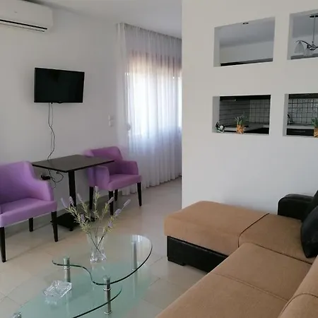 Nikitihouse